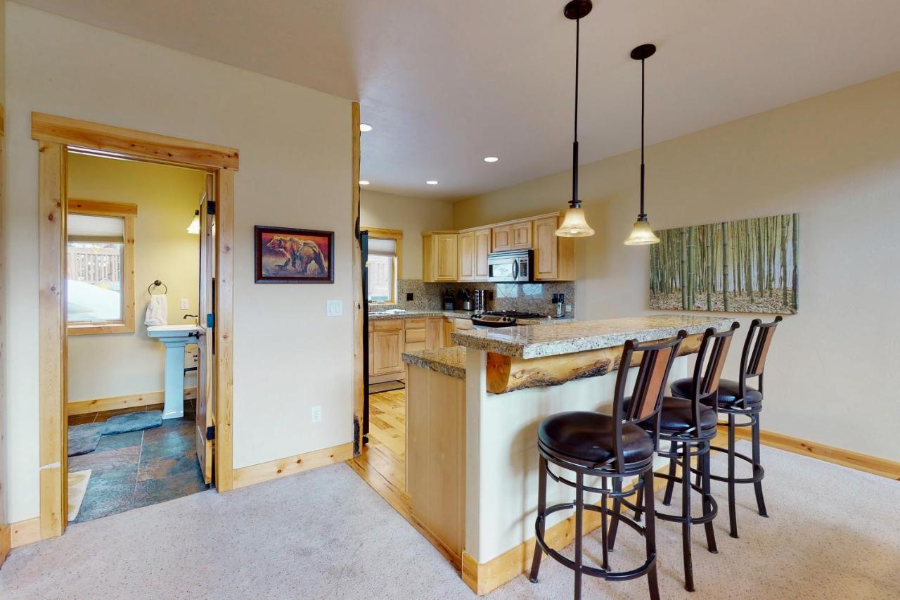 Villa Spruce Ridge Retreat Fraser Esterno foto