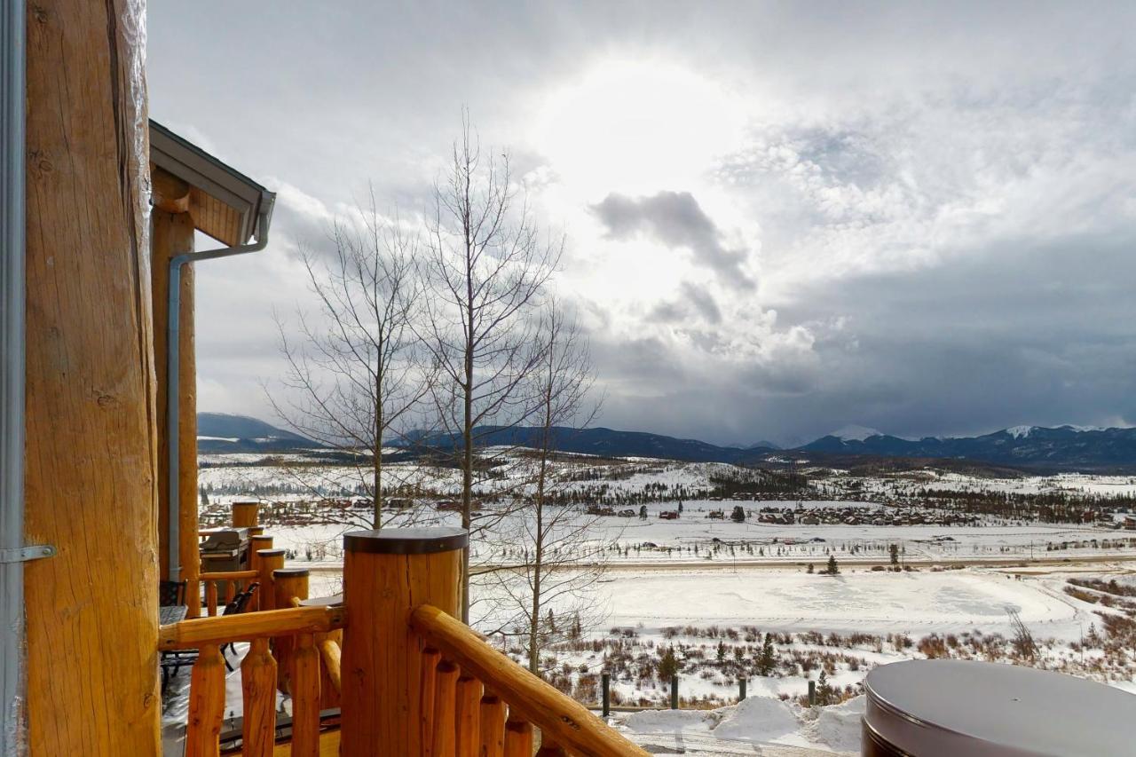 Villa Spruce Ridge Retreat Fraser Esterno foto