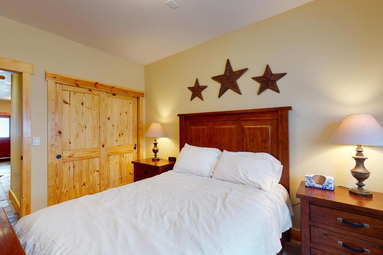 Villa Spruce Ridge Retreat Fraser Esterno foto